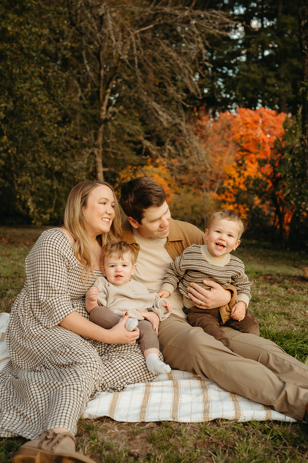 Portland Oregon fall family photo session