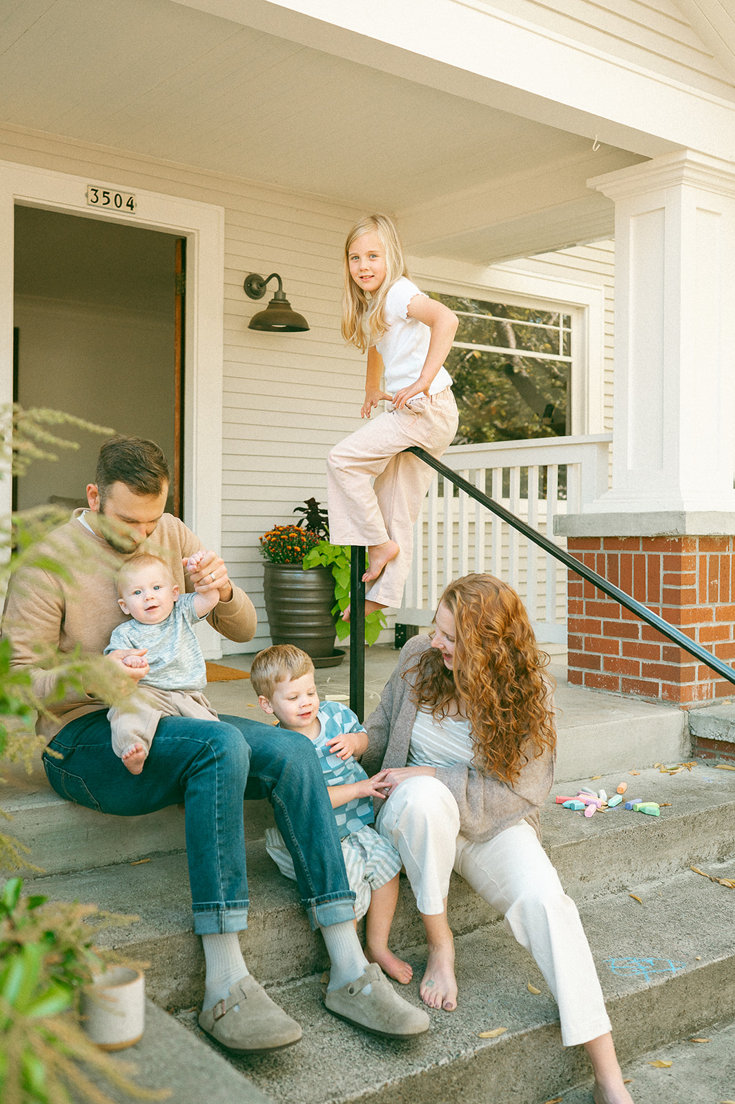 portland family playing in backyard