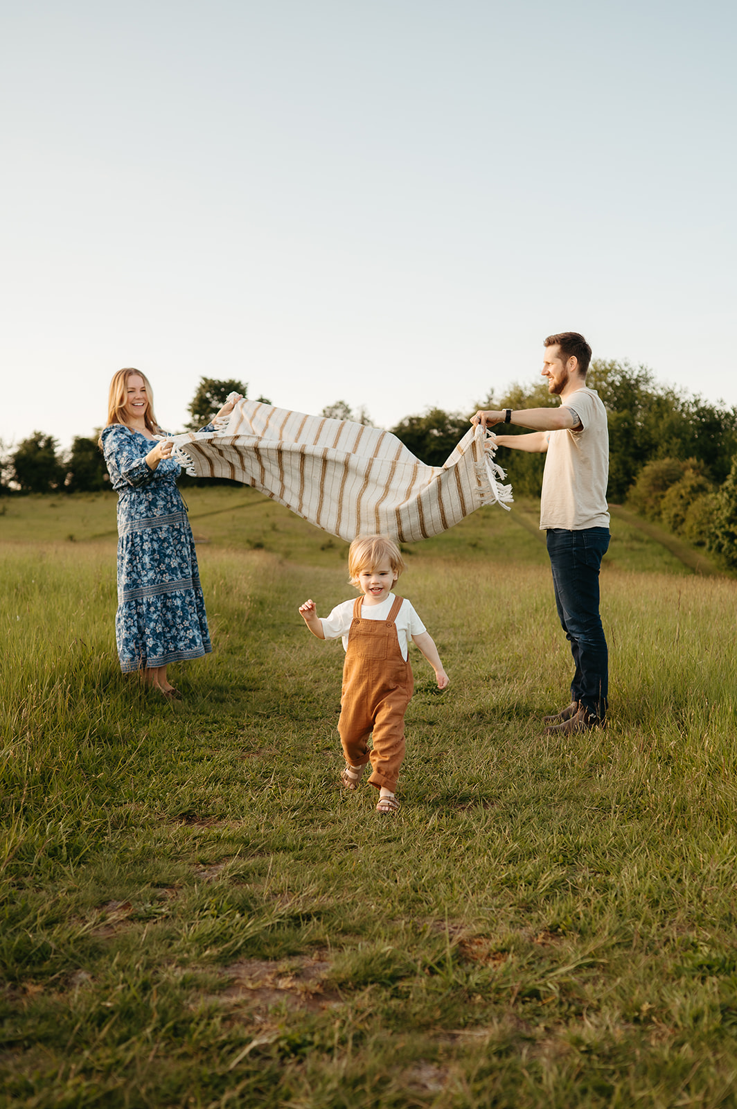portland family photography session in portland oregon park at golden hour