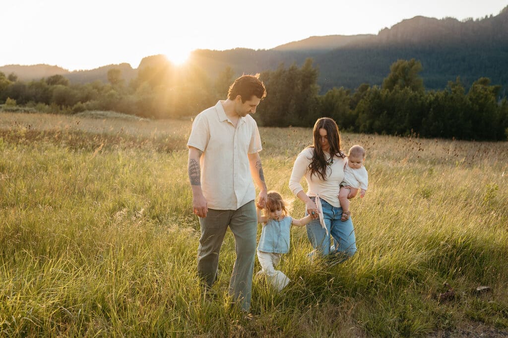 Portland family photos Columbia River Gorge at sunset